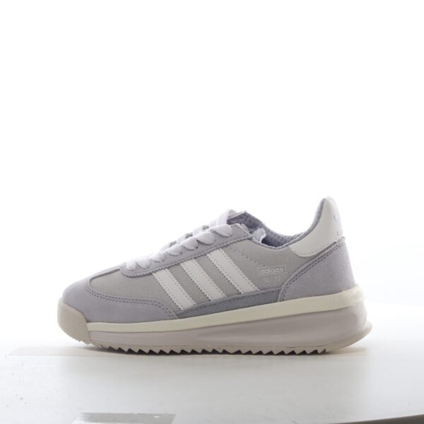 Adidas SL 72