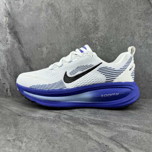 Nike Vomero 18