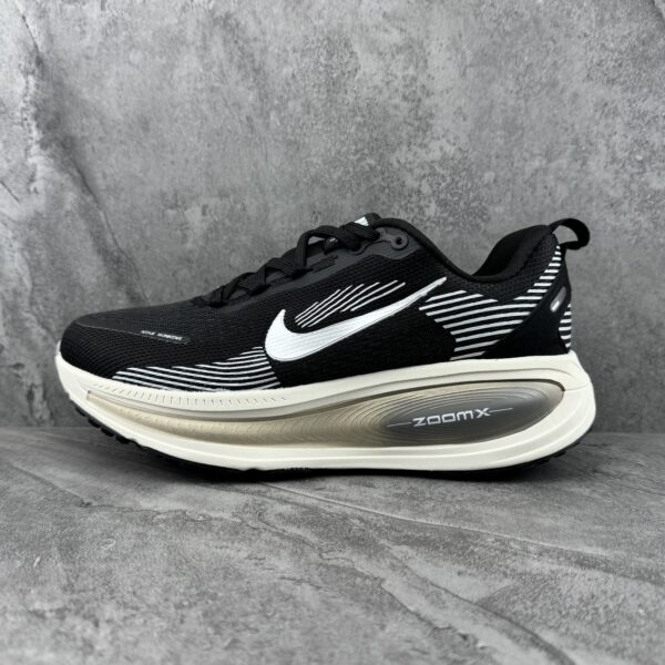 Nike Vomero 18