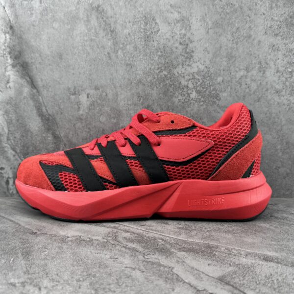 Adidas Lightblaze