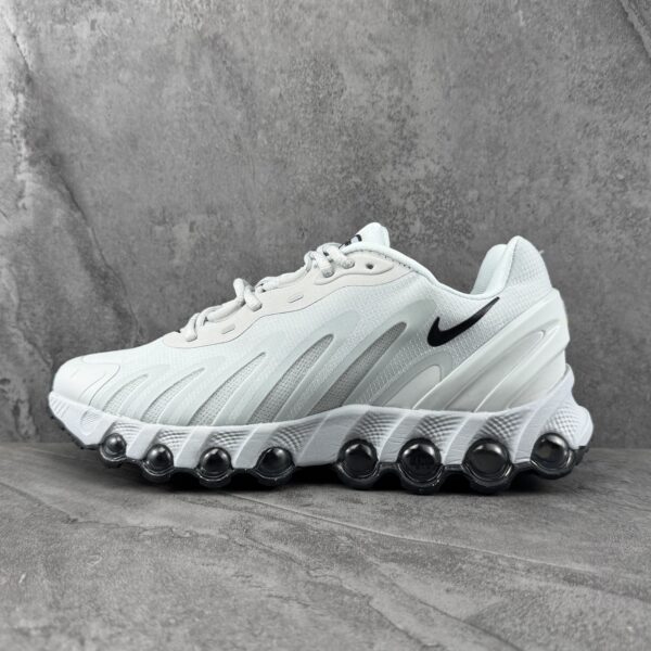 Nike Air Max Dn8