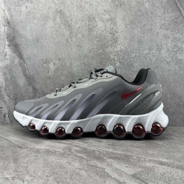 Nike Air Max Dn8