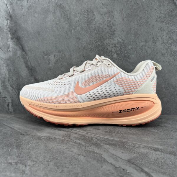 Nike Vomero 18