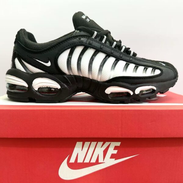 Nike TN Air Max Tailwind 4